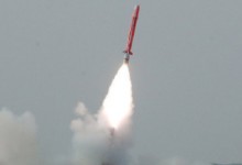 پاکستان با موفقیت یک موشک با قابلیت حمل کلاهک هسته‌یی آزمایش کرد