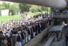 بازگشایی نخستین کارخانۀ سمنت افغانستان  پس از ۲۰ سال