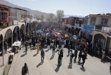 اعتراض کننده‌گان بامیانی: توسعه  متوازن می‌خواهیم