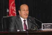 وزیر تجارت و صنایع: واردات افغانستان از پاکستان به نصف کاهش یافته است